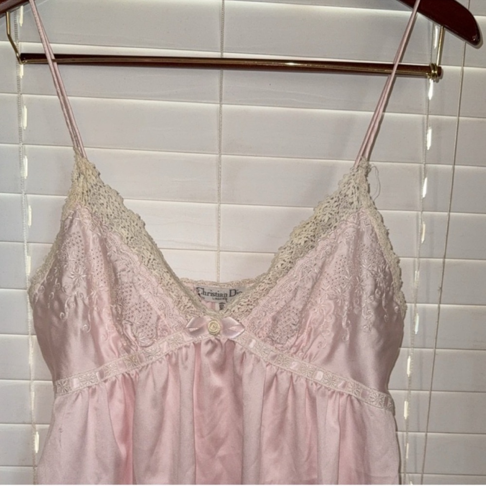 Vintage Christian Dior Soft Pink Lace Chemise Lingered
size M - Picture 3 of 17